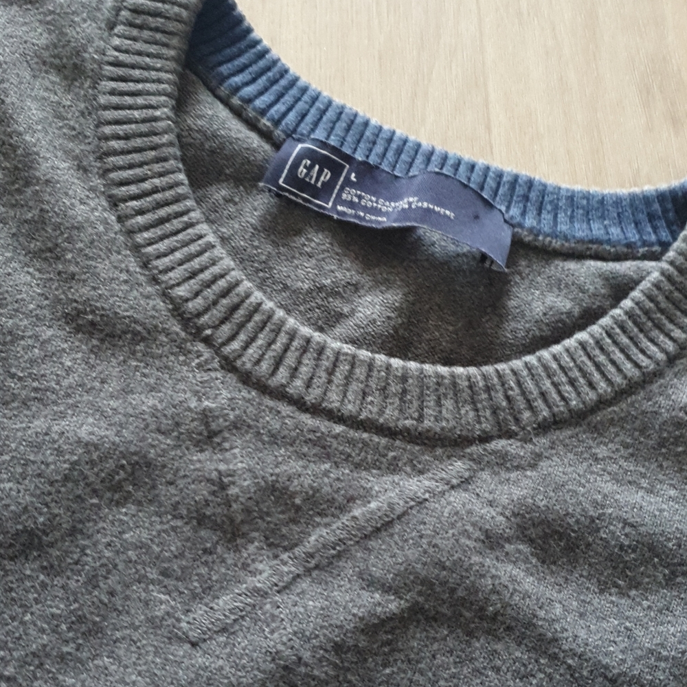 GAP Jumper - Picture 3 of 3